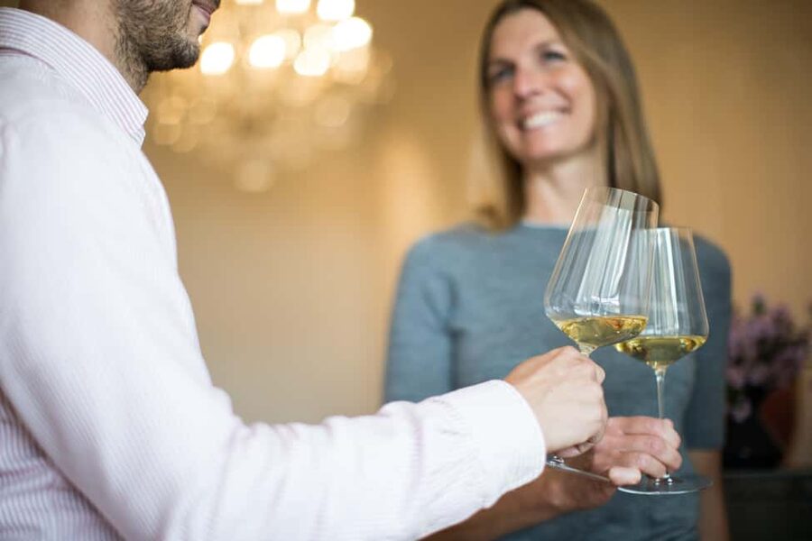 Beaune: Wine Tasting at Château de Pommard - A short tasting with a proper Burgundy lesson