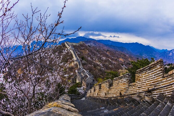 Beijing Mutianyu Great Wall&Summer Palace All Inclusive Tour - Mutianyu Great Wall, where the views do the talking