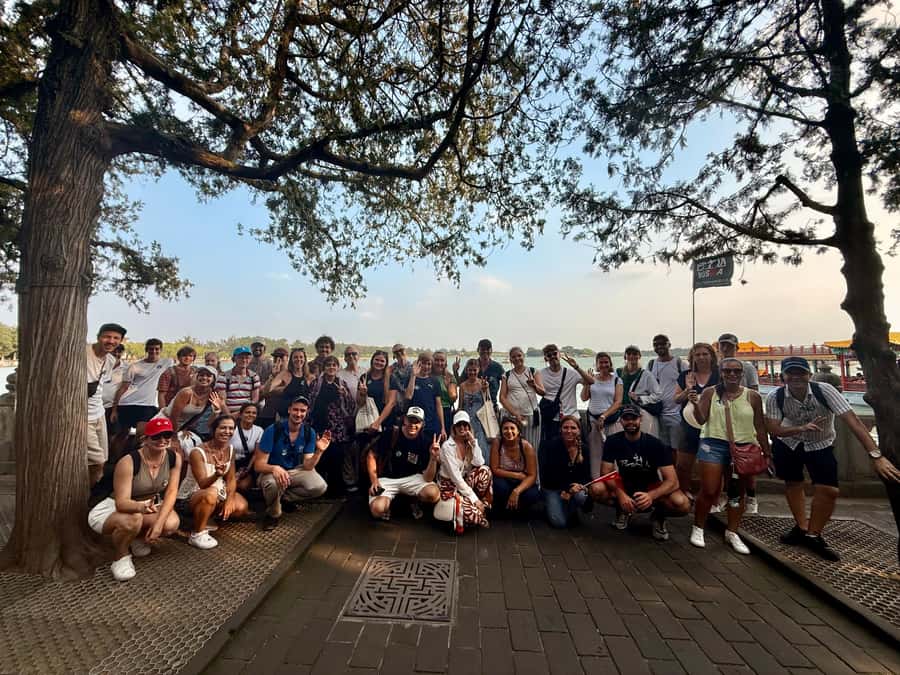 Beijing: Mutianyu Great Wall & Summer Palace Day Tour - The guides make a real difference