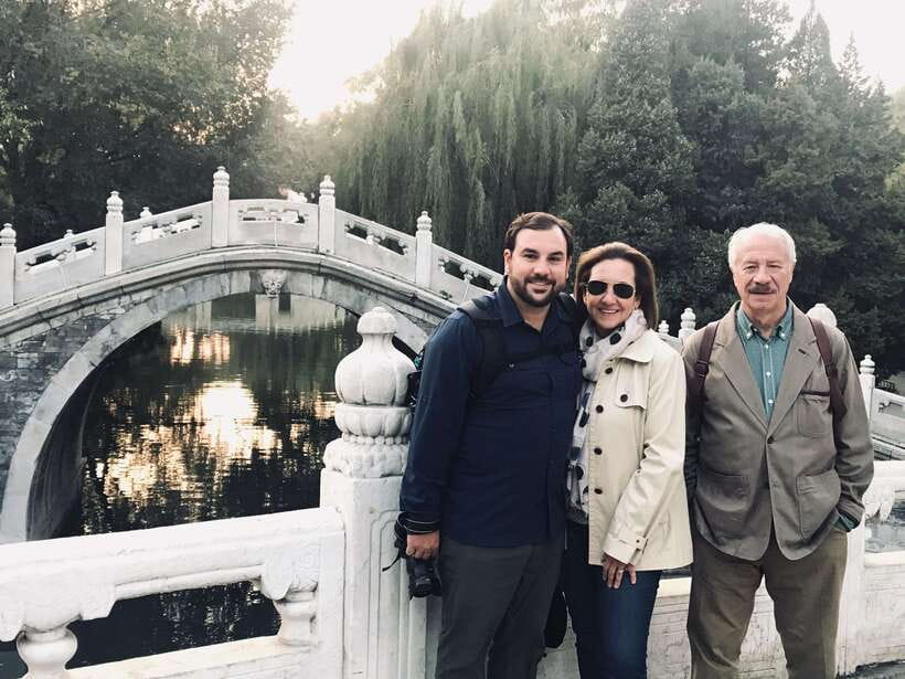 Beijing:Summer Palace Private/Group Tour or book Ticket Only - Which guides and guide style to expect
