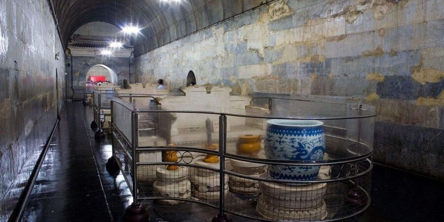 Beijing: Summer Palace, Sacred Road&Ming Tombs Private Tour - Lunch between the tombs and the palace
