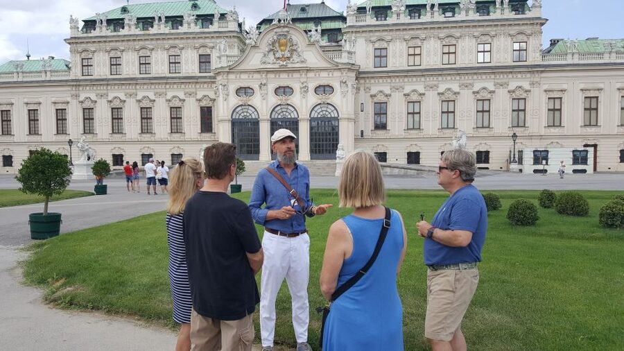 Belvedere Palace & Museum Tour - Meeting at the ticket office, not the palace doors