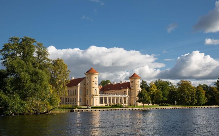 Berlin: Rheinsberg Palace Entrance Ticket - Inside the palace: rooms shaped by royal taste