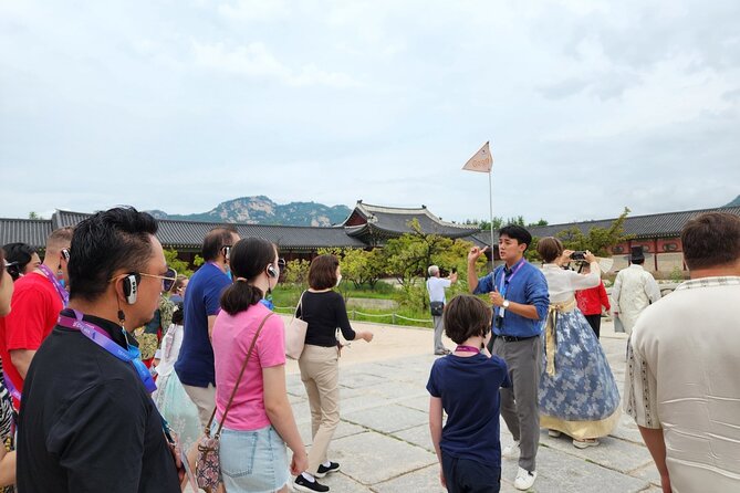 Best Seoul City Tour (Gyeongbokgung Palace,Insadong,Namsan Tower) - Gwangjang Market brings in the food and noise
