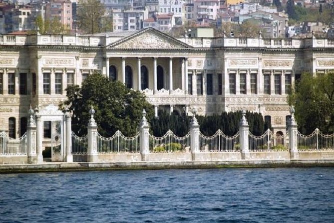Beylerbeyi Palace & Camlica Hill Half Day Afternoon Tour - Camlica Hill and its broad city views