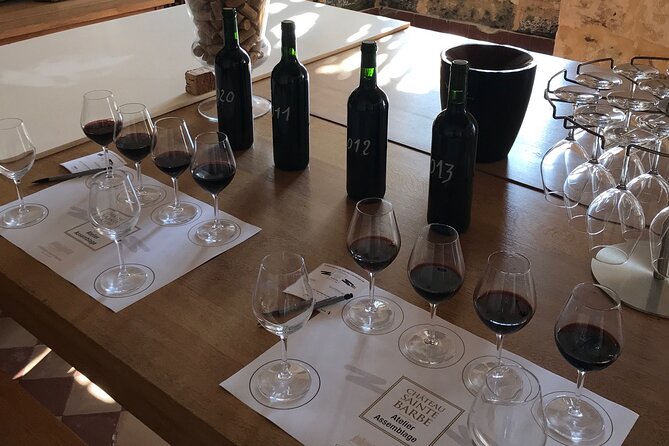 Blending workshop and tour of the chateau - Touring Château Sainte-Barbe before the tasting