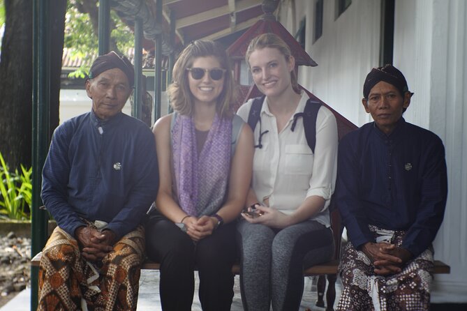 Borobudur Climb To The Top, Prambanan Temple, Yogyakarta Palace - The car, driver, and group setup