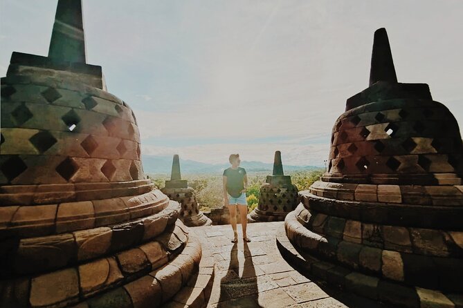 Borobudur Climb To The Top, Prambanan Temple, Yogyakarta Palace - Borobudur: the day’s main event