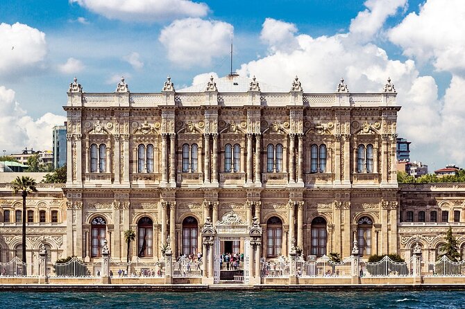 Bosphorus Cruise with Dolmabahce Palace and Istiklal Street Tour - The guides and the value of a private day