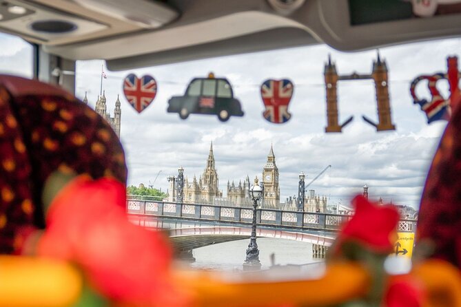 Buckingham Palace & Afternoon Tea Sightseeing Tour with PG Tips - Is $151.24 a fair price?