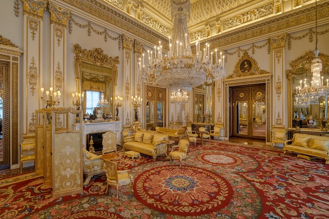 Buckingham Palace Entrance Ticket & British Royalty Guided Tour - Entering Buckingham Palace and the State Apartments