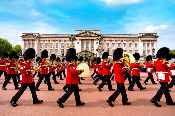 Buckingham Palace Entrance Ticket & Changing of the Guard Tour - Walking through St James’s Park