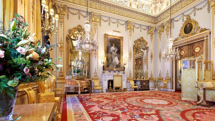 Buckingham Palace State Rooms Entry & Royal London Audio App - Who will enjoy this most
