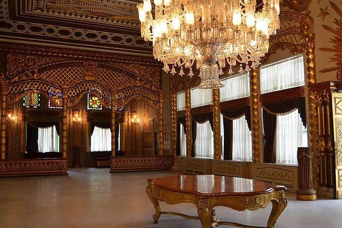 Cairo Tour Manial Palace and Felucca with Lunch - What the $75 price includes