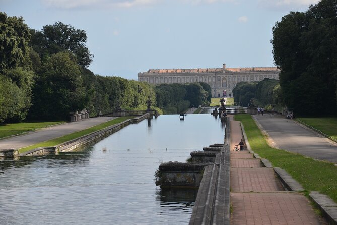 Caserta Royal Palace & Gardens Small Group Tour with Shuttle - The guide makes the difference