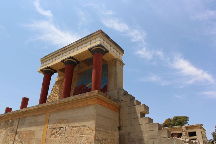 Chania to Knossos Palace- Heraklion City Private Guided Tour - Seeing Knossos with a licensed guide