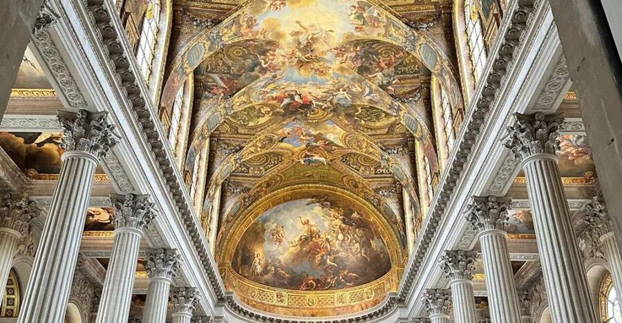 Chateau de Fontainebleau & Chateau de Versailles - Fontainebleau: a royal residence with Napoleon’s throne