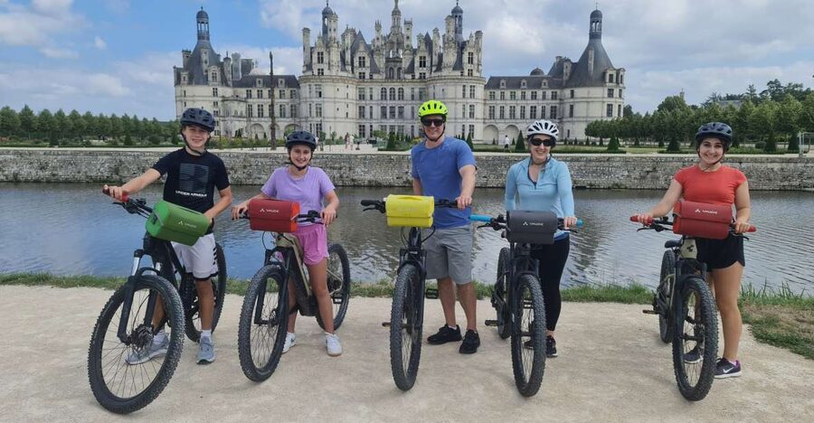 Chateaux de la Loire cycling ! - Key points to know before you book