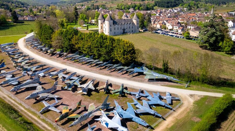 Check out the Château de Savigny museums: planes, cars, motorcycles... - Thirty Abarth racing cars inside the château