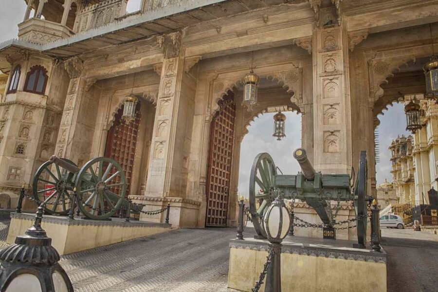 City Palace Udaipur Express visits with english speaks guide - Key points to know before you go