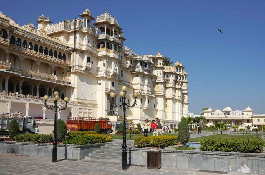 City Palace Udaipur Express visits with english speaks guide - Why City Palace deserves your time