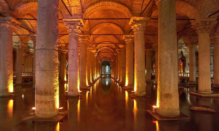 Combo: Hagia Sophia+Basilica Cistern Optional Topkapi Palace - Hagia Sophia: magnificent, complicated, and partly restricted