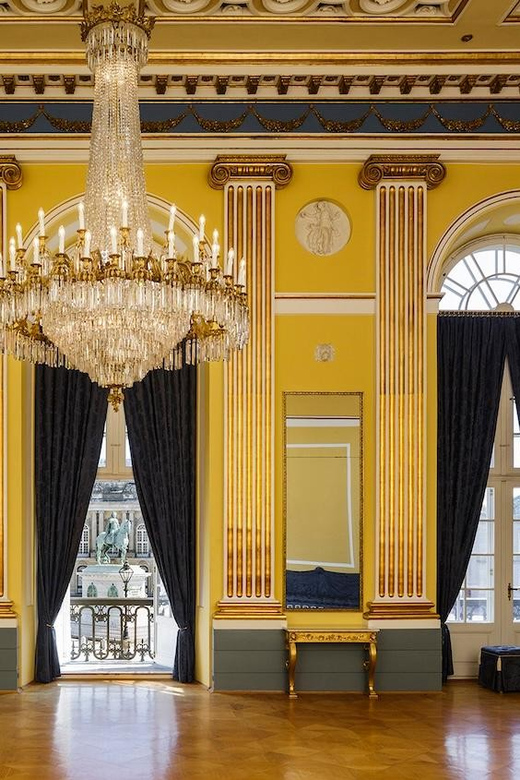 Copenhagen: Amalienborg Palace Museum Entry Ticket - Christian X’s study and the royal dining room