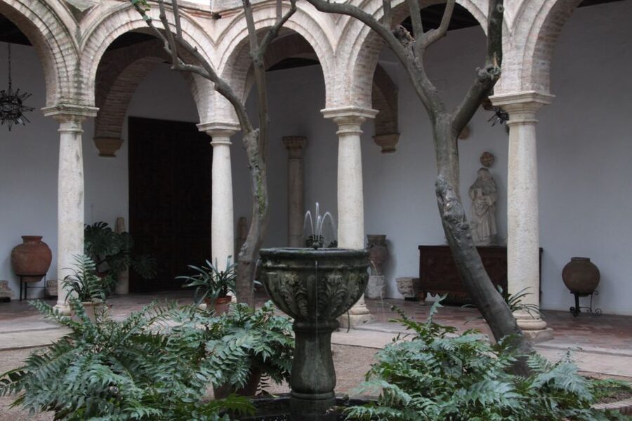 Córdoba: Viana Palace Gardens and Patios Entry Ticket - How much time should you allow?