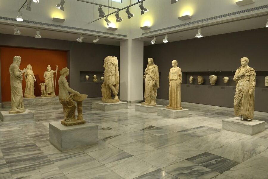 Crete: Knossos Palace, Archaeological Museum & Heraklion - What the $82 price covers