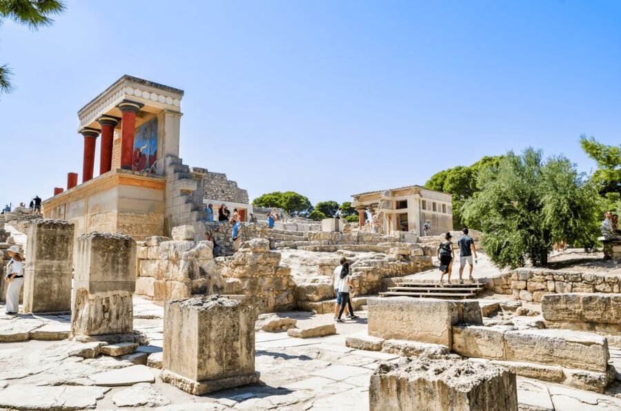 Crete: Knossos Palace Entry Ticket with Optional Audio Guide - Why Knossos matters in Crete