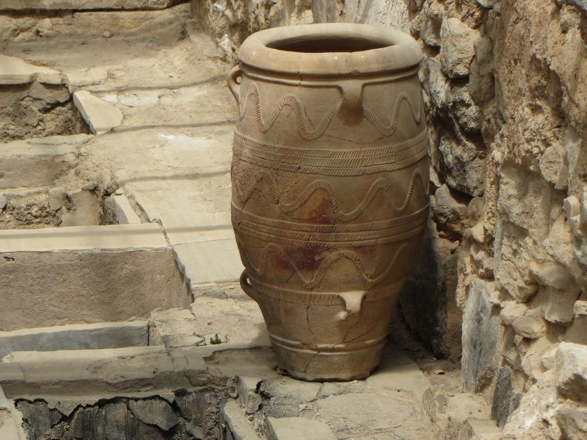 Crete: Knossos Palace & Heraklion Guided Tour - The Archaeological Museum and the Minoan connection