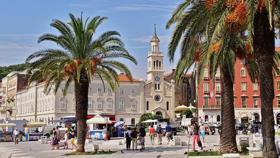 Diocletian's Palace and Old Town SMALL GROUP Walking Tour - Why a guided walk works so well in Split