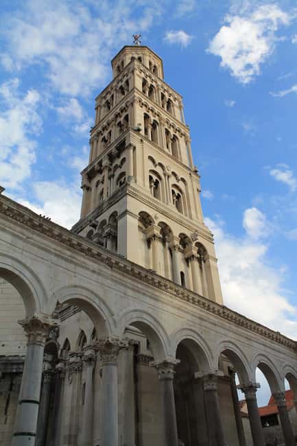 Diocletian's Palace and Old Town SMALL GROUP Walking Tour - Meeting the guide at Split’s Golden Gate