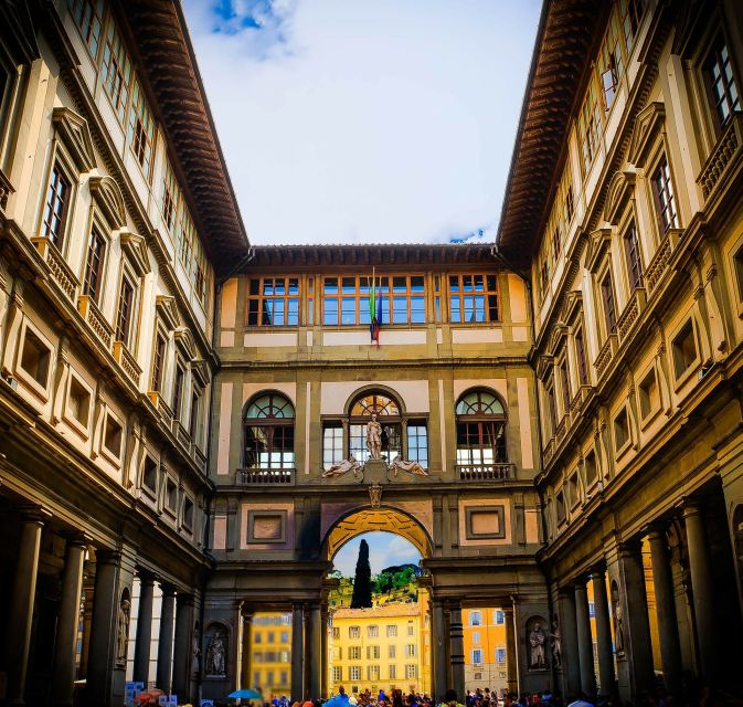 Discover Uffizi and Palazzo Vecchio: Half Day Guided Tour - Is $168.79 a fair price?