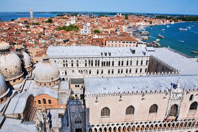 Doge's Palace small group or private tour with a local guide - The armory and Doge’s Apartments