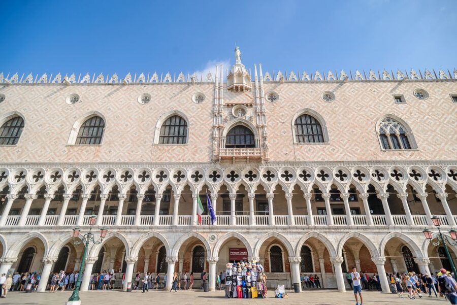 Doge's Palace & St. Mark's Basilica with Terrace Access Tour - Group, private, and language choices