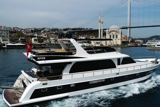 Dolmabahçe Palace and Sunset Tour on Luxury Yacht - Why this palace-and-yacht combination works