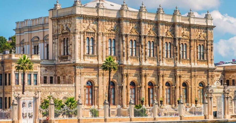 Dolmabahce Palace & Harem Skip-the-Line Entry & Audio Guide - Entering with a skip-the-ticket-line ticket