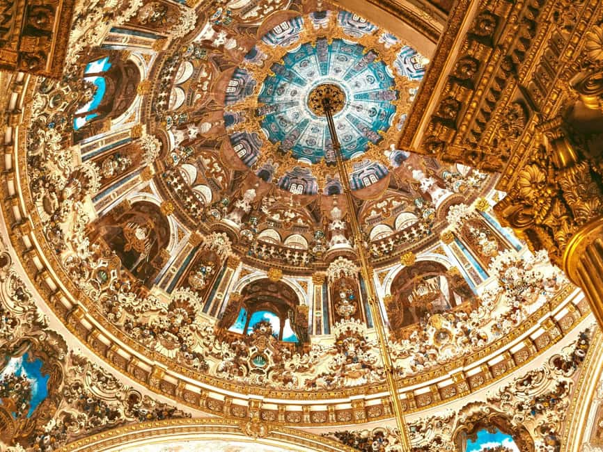 Dolmabahce Palace Ticket & Bosphorus Boat Tour Experience - The gardens offer a break and a Bosphorus view