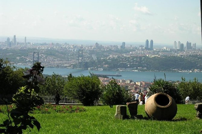 Dolmabahce Palace Tour in Istanbul - The palace visit takes about two hours