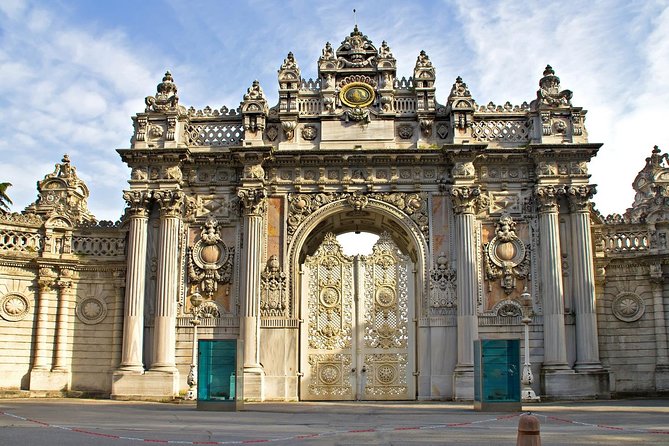 Dolmabahce Palace & Uskudar(Asian Side) Afternoon Tour - What this Istanbul afternoon is really trying to do