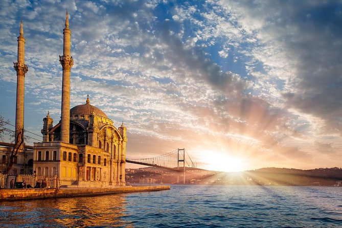Dolmabahçe Palace with Bosphorus Cruise - Lunch and the cost of the day