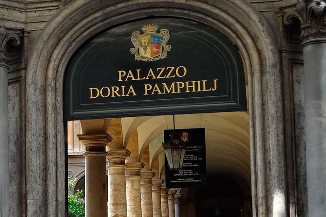 Doria Pamphilj Palace Gallery and Museum Private Tour with Local Guide - The royal apartments and their changing colors