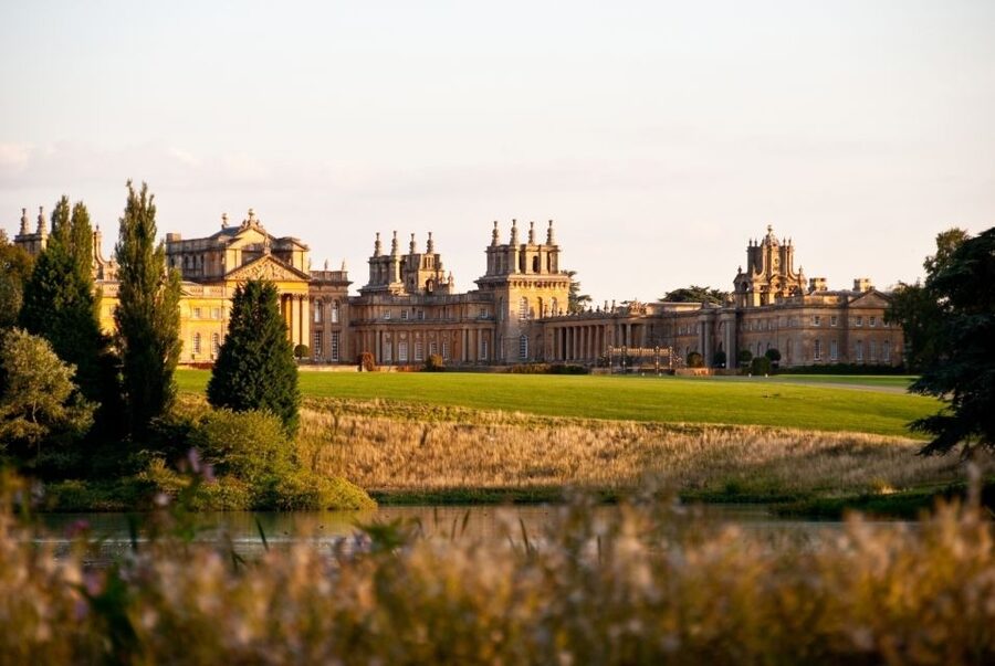 Downton Abbey Film Locations & Blenheim Palace Day Tour - From London to Downton country