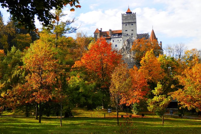 Dracula's Castle & Peles Palace Tour from Bucharest Including Brasov Old Town - The early ride from Bucharest to Sinaia