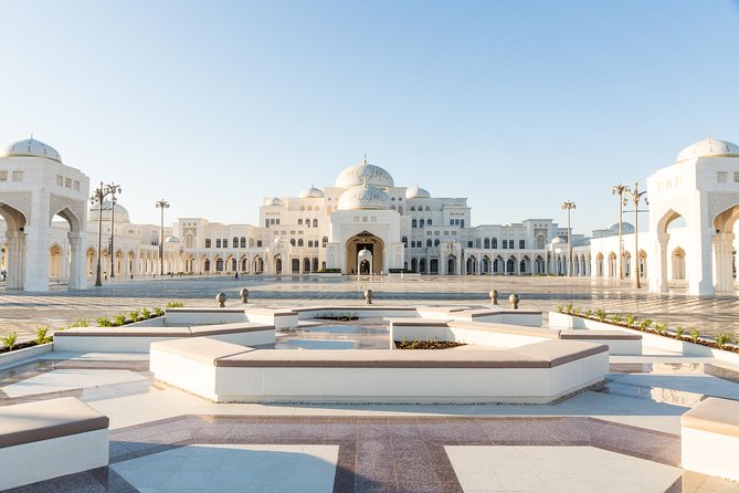 Dubai to Abu Dhabi Day Trip: Grand Mosque, Palace & Etihad Towers - Louvre Abu Dhabi: a very short stop