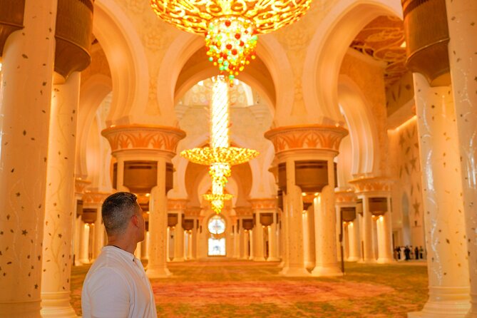 Dubai To Abu Dhabi: Grand Mosque, Royal Palace & Etihad Towers - Etihad Towers and the Corniche drive