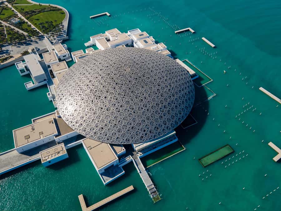 Dubai to Abu Dhabi Private Tour: Grand Mosque & Royal Palace - Key points at a glance