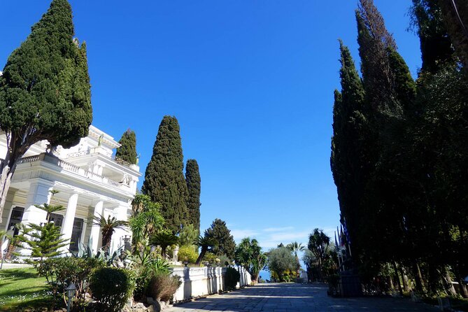 e-MTB Tour Agii Deka - Stavros Mountain - Achilleion Palace - Riding the e-MTB through Corfu’s hills