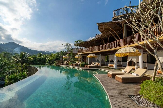 East Bali Tour: Gate of Heaven, Water Palace, Sleeping Gajah - The dam and waterfall view